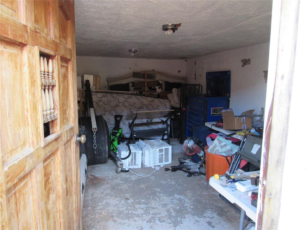 712 Cinmac Street Property Photo 23