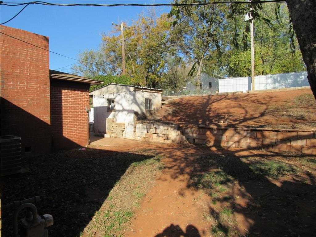 712 Cinmac Street Property Photo 26