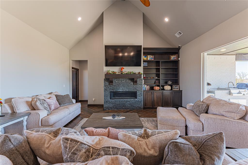 2063 County Road 1336 Property Photo 14