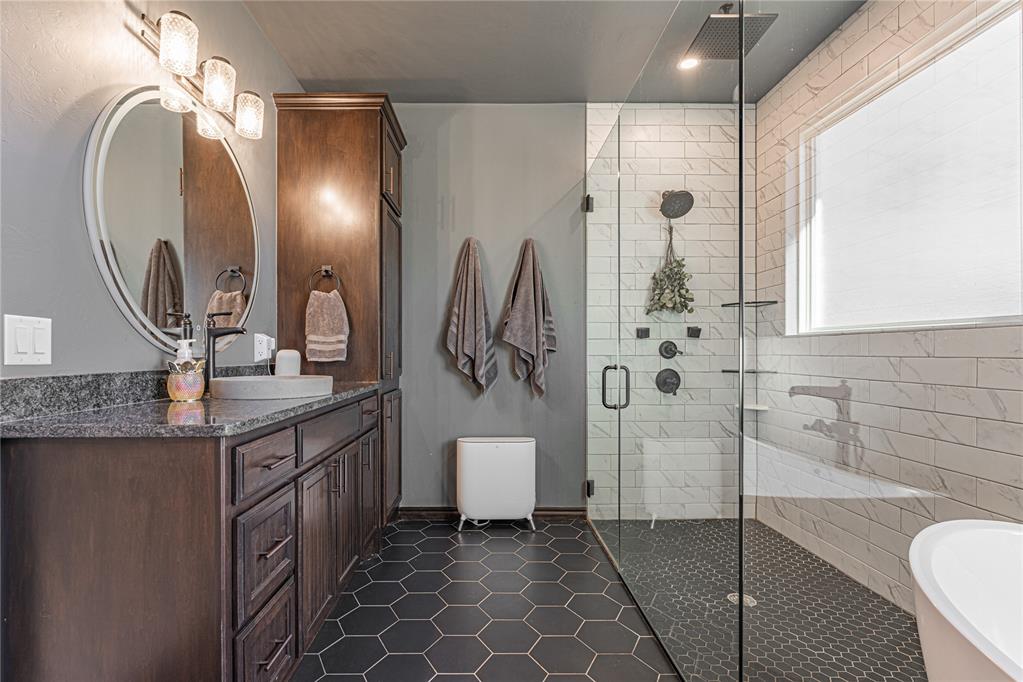 2063 County Road 1336 Property Photo 30