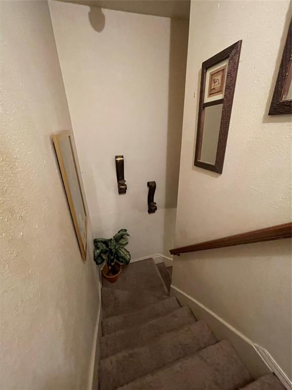 2616 N Ann Arbor Avenue 116 Property Photo 4