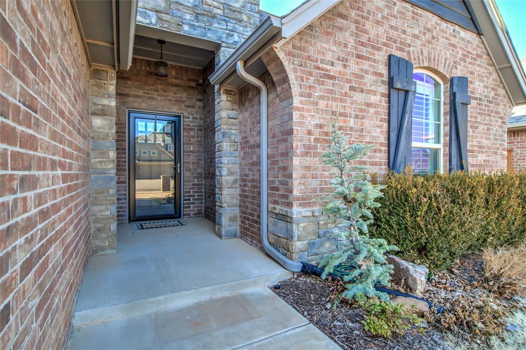 13549 Cobblestone Curve Road Property Photo 3