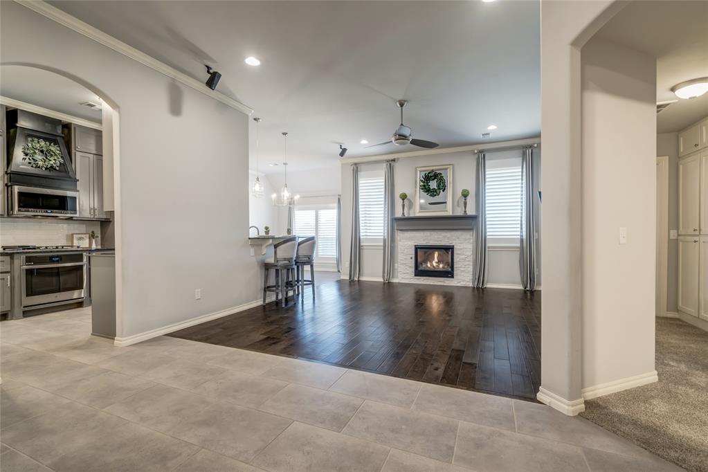 13549 Cobblestone Curve Road Property Photo 10