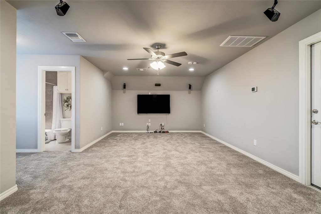 13549 Cobblestone Curve Road Property Photo 37