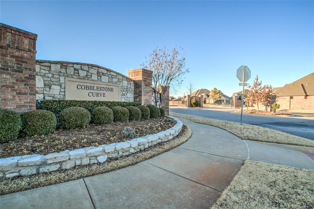 13549 Cobblestone Curve Road Property Photo 45