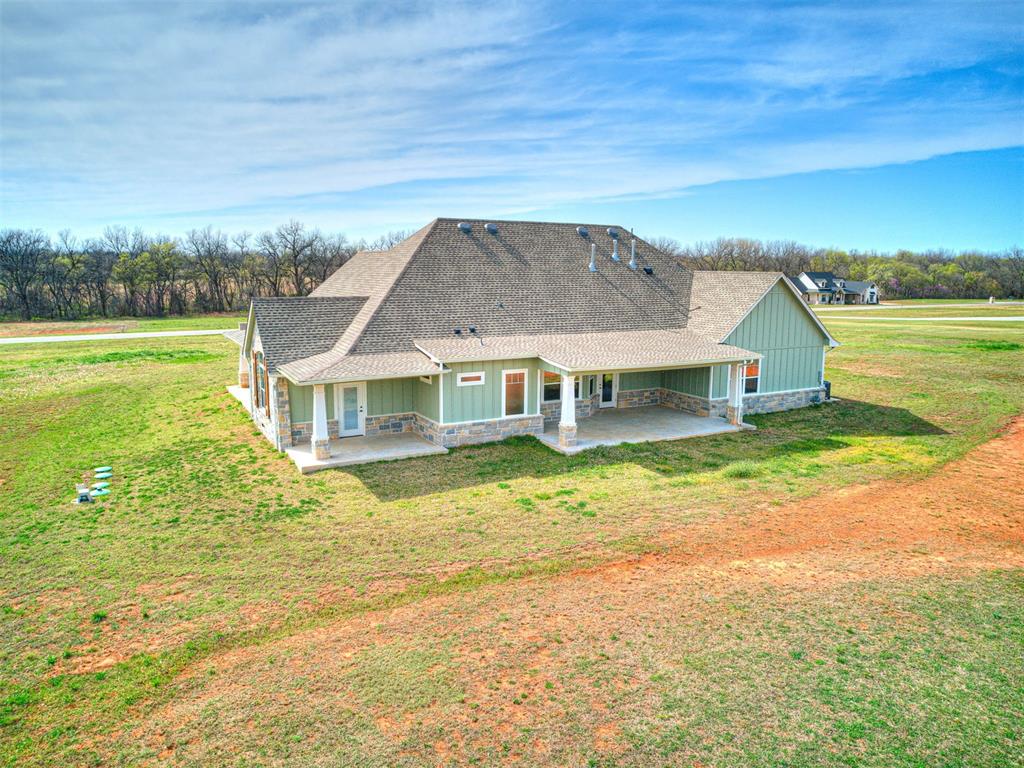 1421 Buffalo Trail Street Property Photo 38