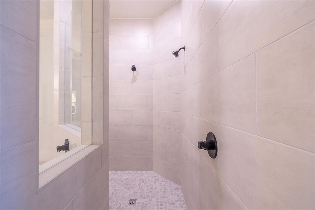 8215 Waxwing Way Property Photo 30