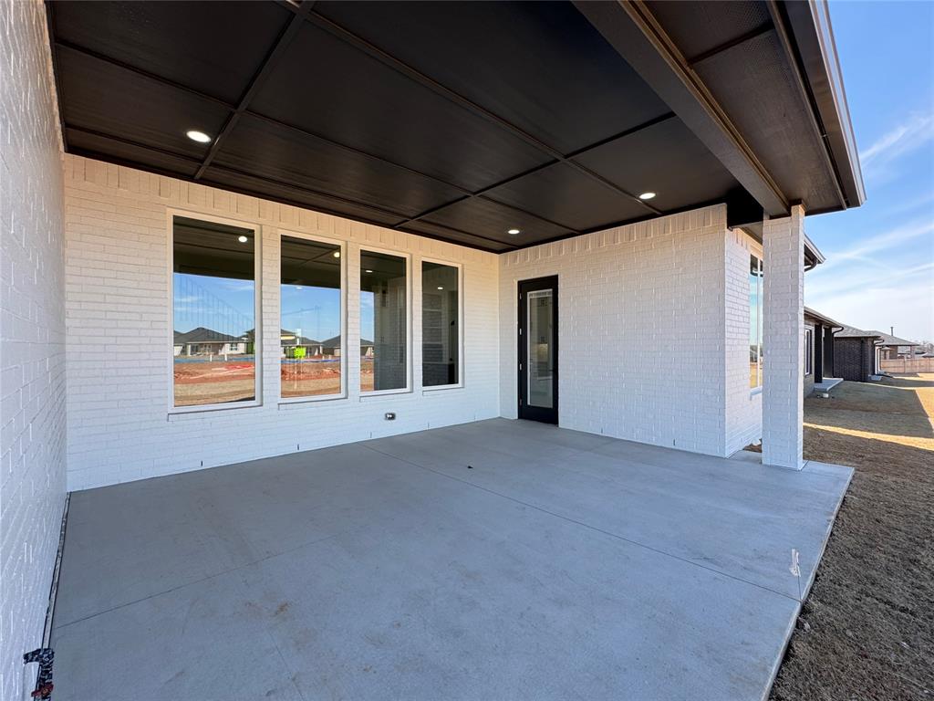 7117 Nw 154th Street Property Photo 47