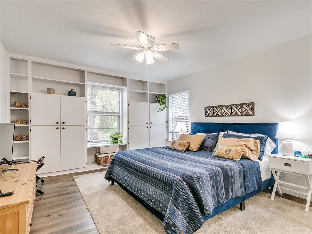 1407 Barkley Street Property Photo 4