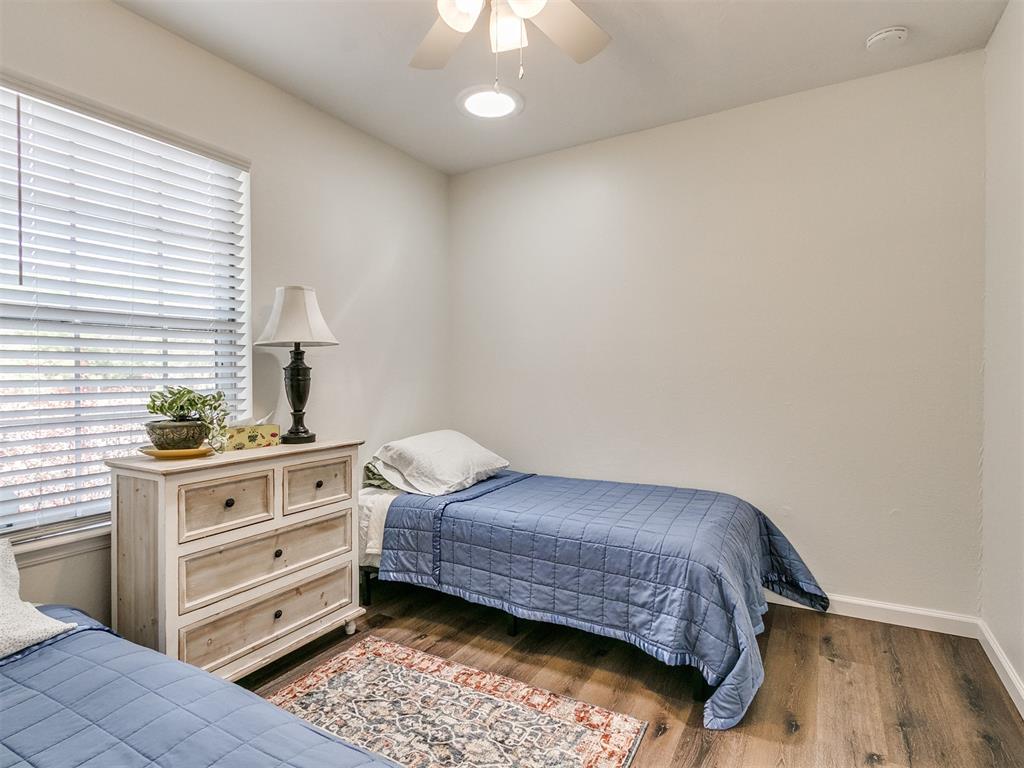 1407 Barkley Street Property Photo 14