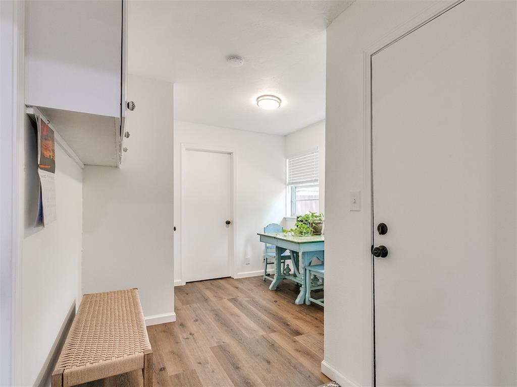 1407 Barkley Street Property Photo 27