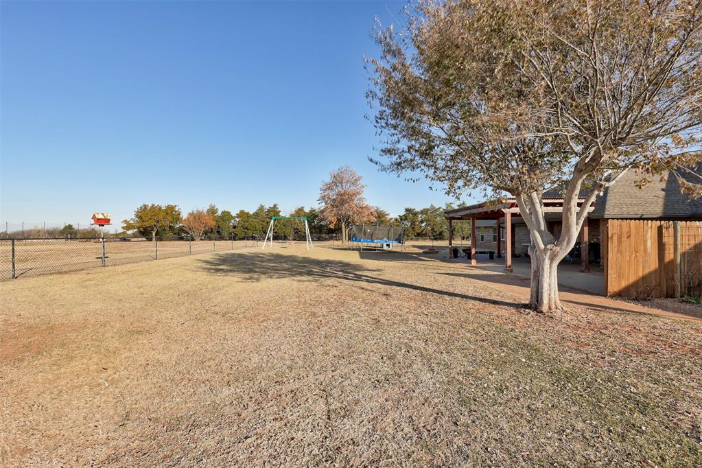 5723 Ne Ridgeroad Drive Property Photo 38