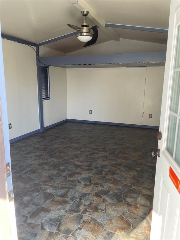 1112 N Redbud Drive Property Photo 23