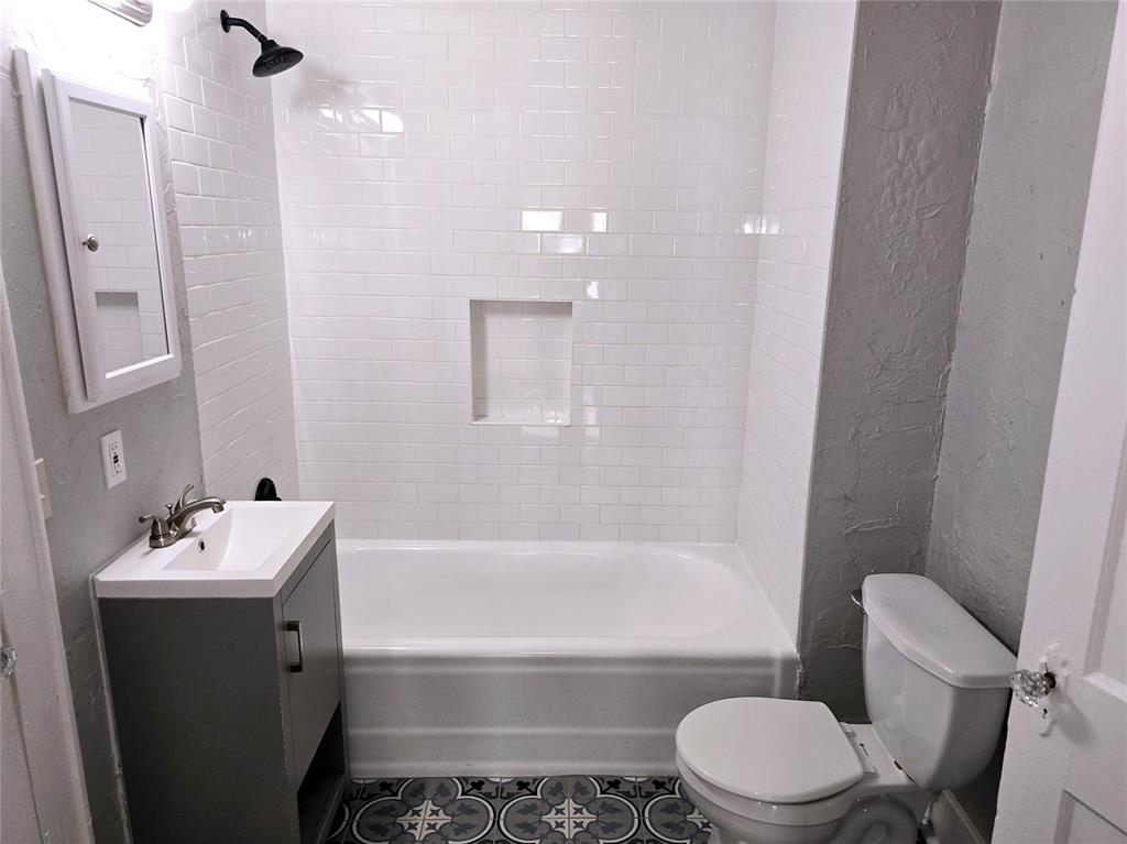 1108 Ne 16th Street Property Photo 23