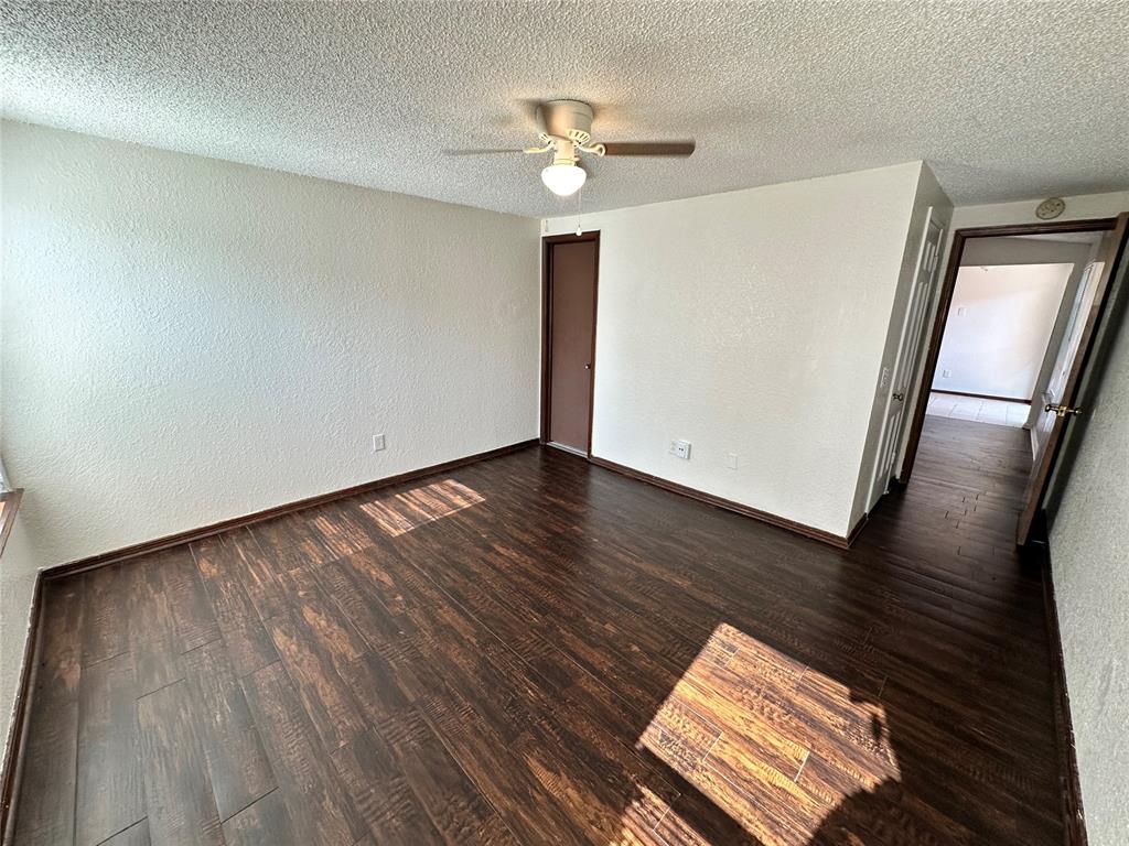265 Windsor Way Property Photo 4