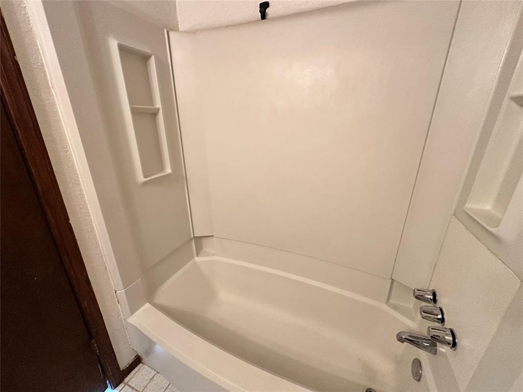 265 Windsor Way Property Photo 5