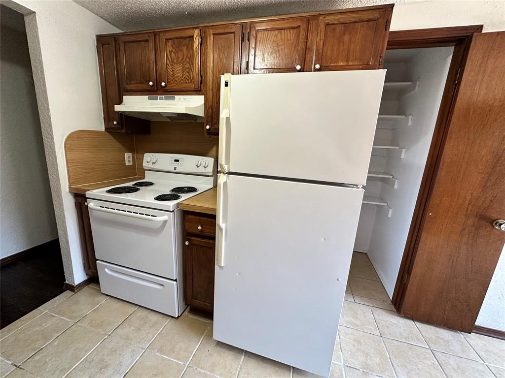 265 Windsor Way Property Photo 10