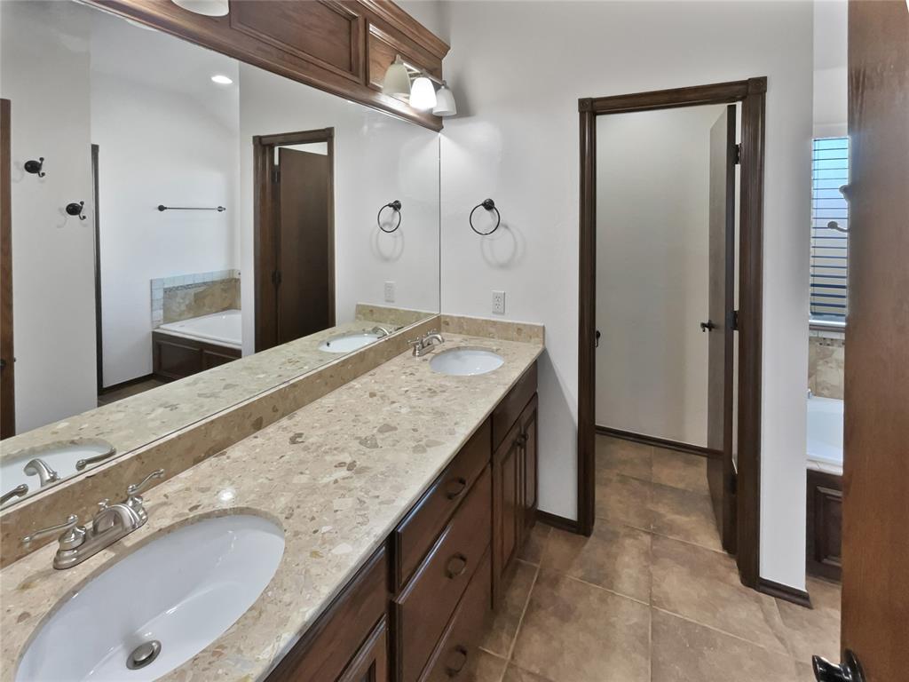 605 Blue Sky Drive Property Photo 7