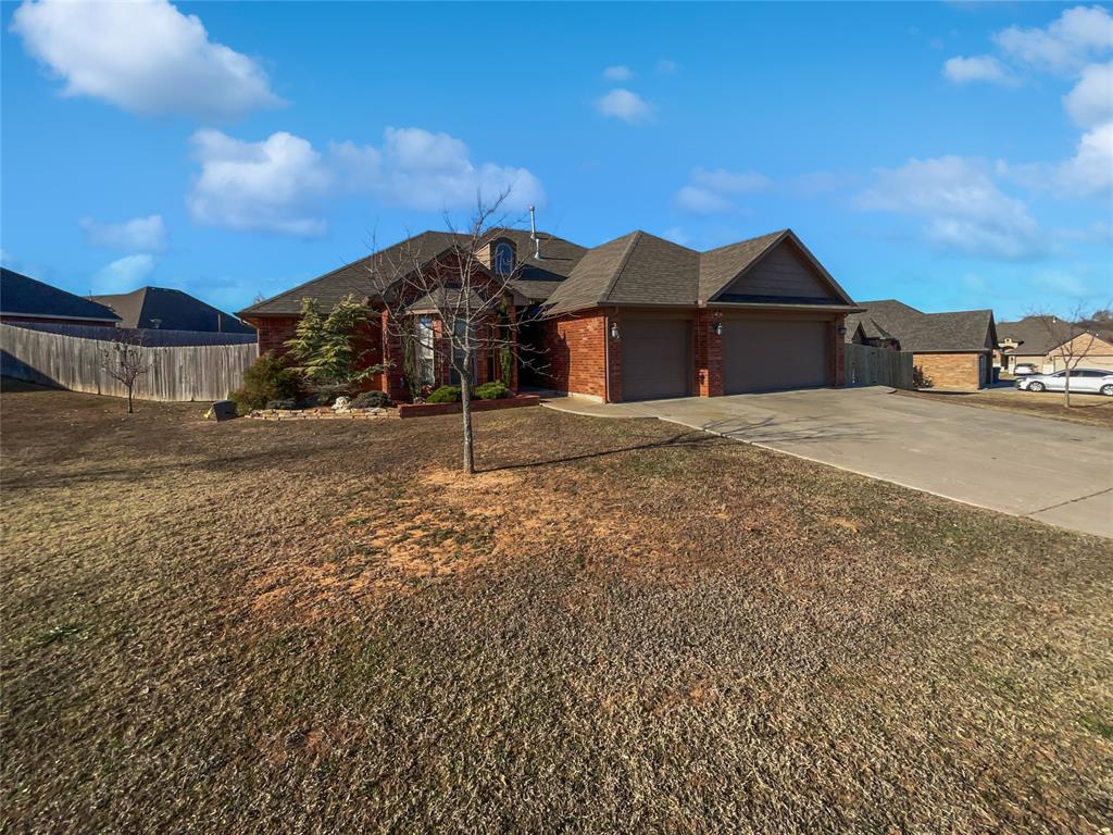 605 Blue Sky Drive Property Photo 9
