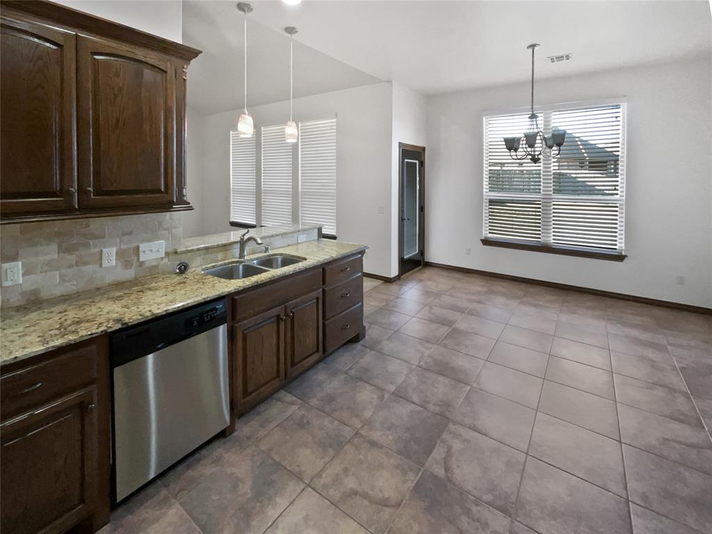 605 Blue Sky Drive Property Photo 17