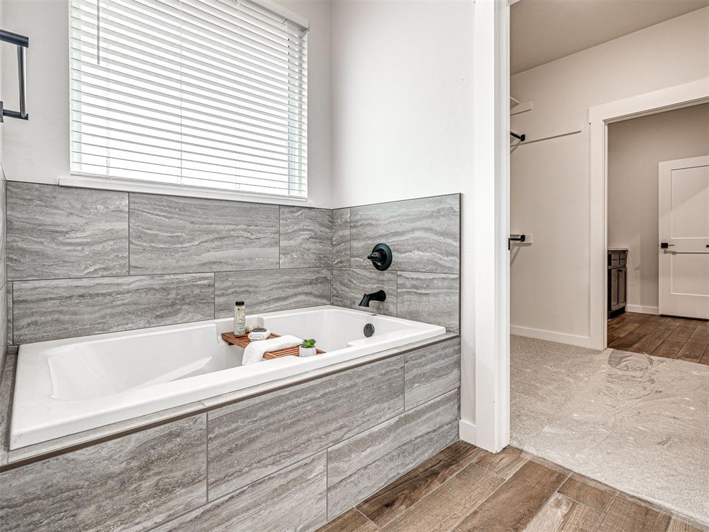 509 Blue Bird Lane Property Photo 25