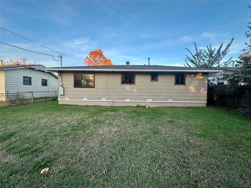 1925 Rulane Drive Property Photo 17