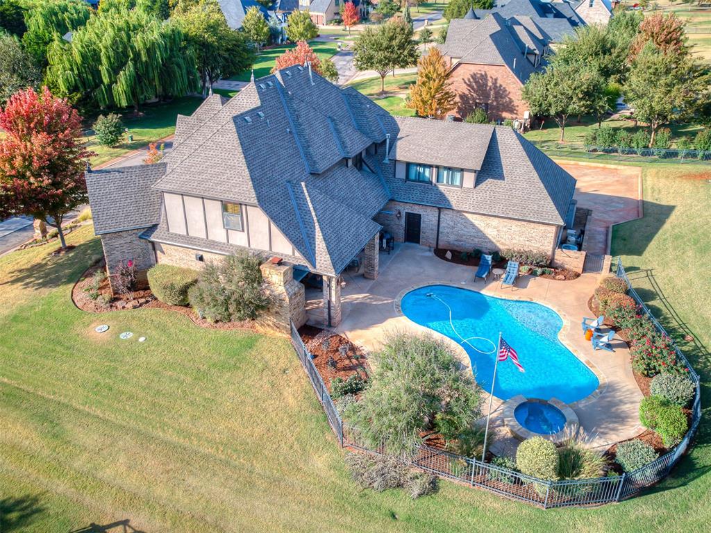 21900 Water Oak Circle Property Photo