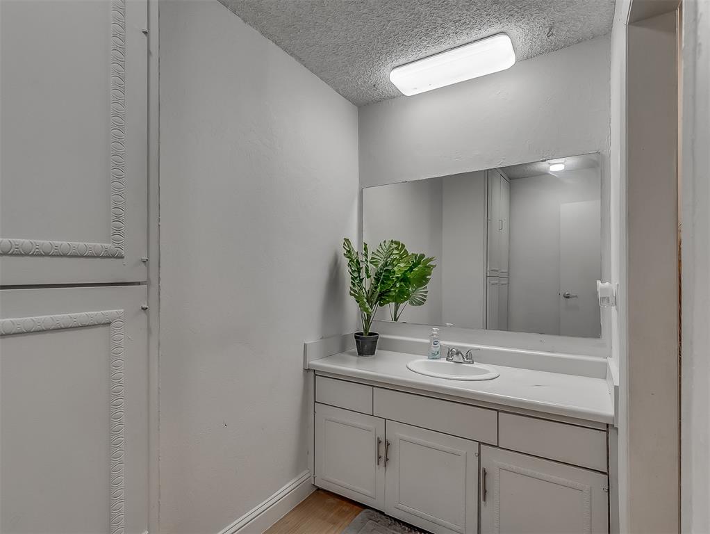 2709 Indian Creek Boulevard Property Photo 19