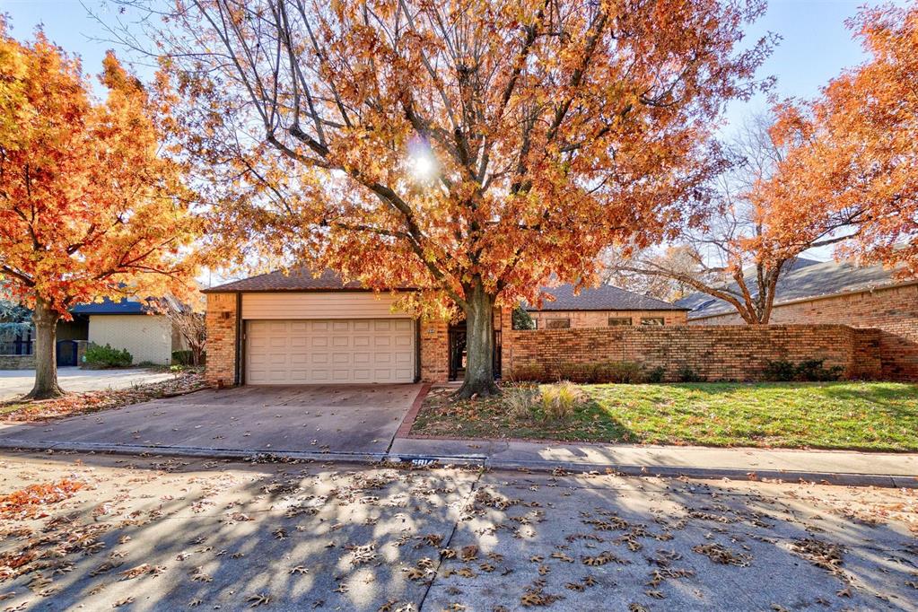 5814 Chestnut Court Property Photo