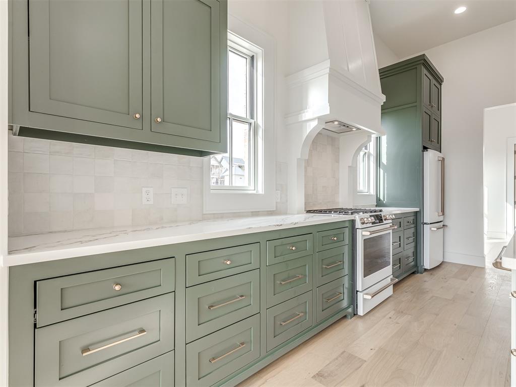 53 Water Street Property Photo 9