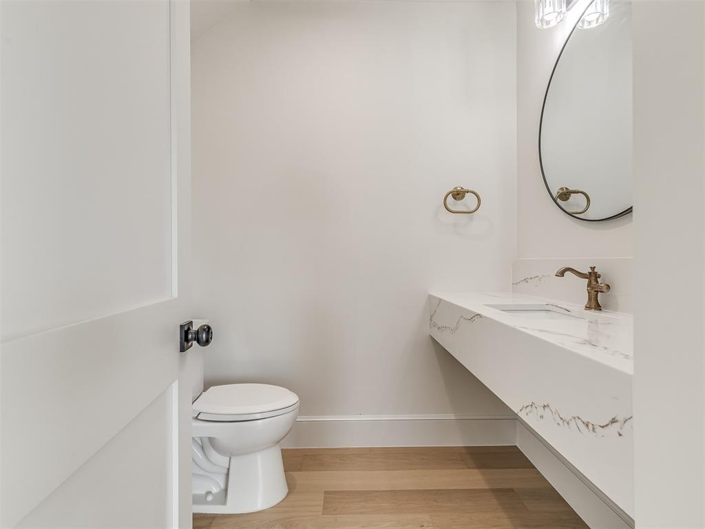 53 Water Street Property Photo 15