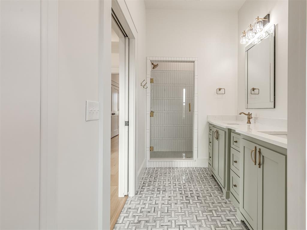 53 Water Street Property Photo 25