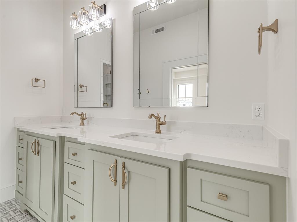 53 Water Street Property Photo 27
