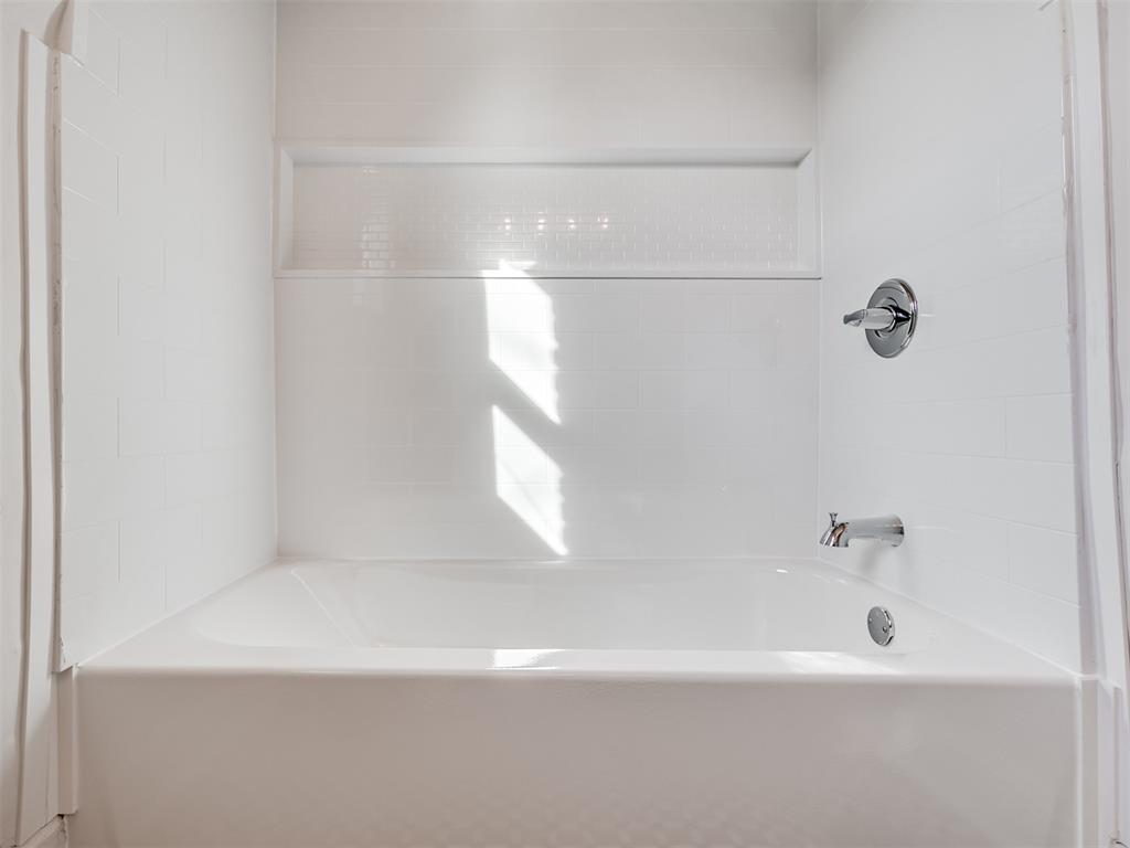 2324 W Park Place Property Photo 18