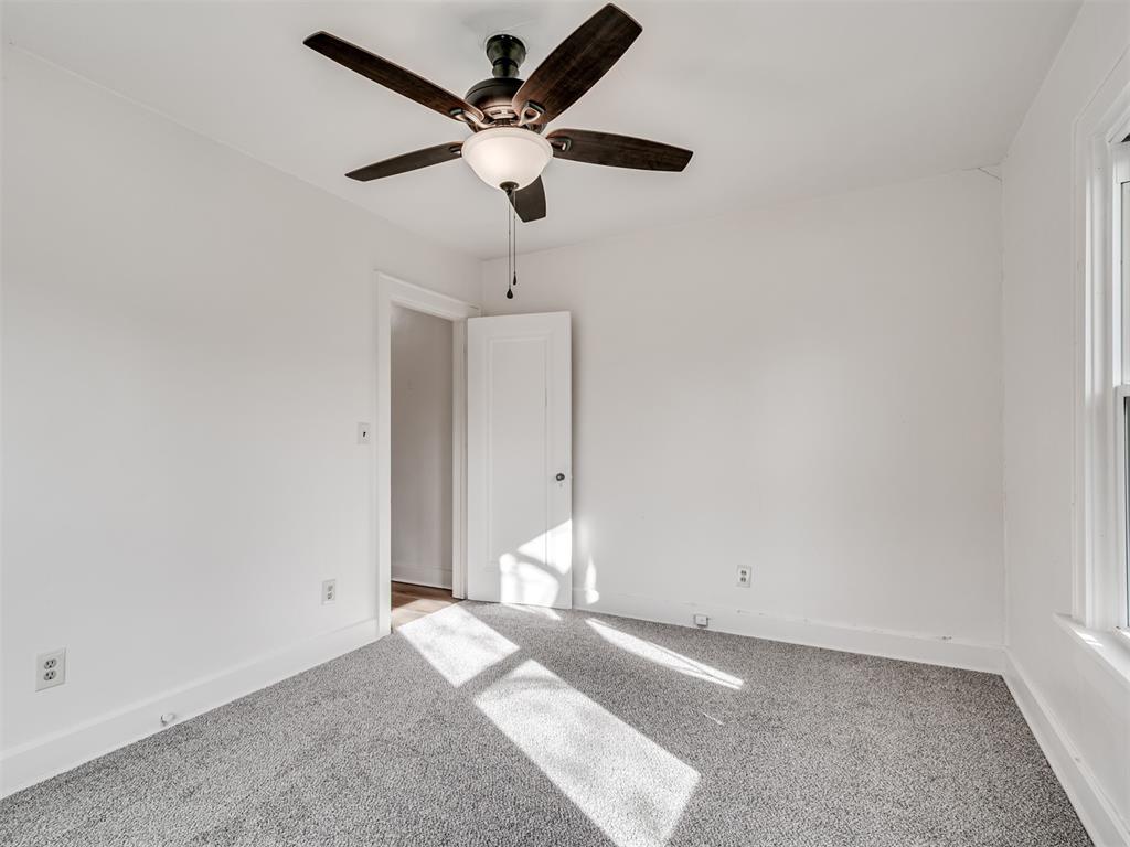 2324 W Park Place Property Photo 22