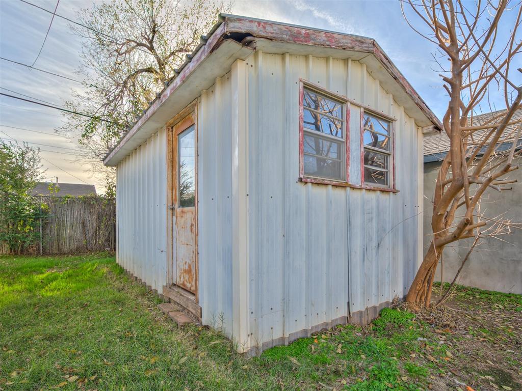 2324 W Park Place Property Photo 28