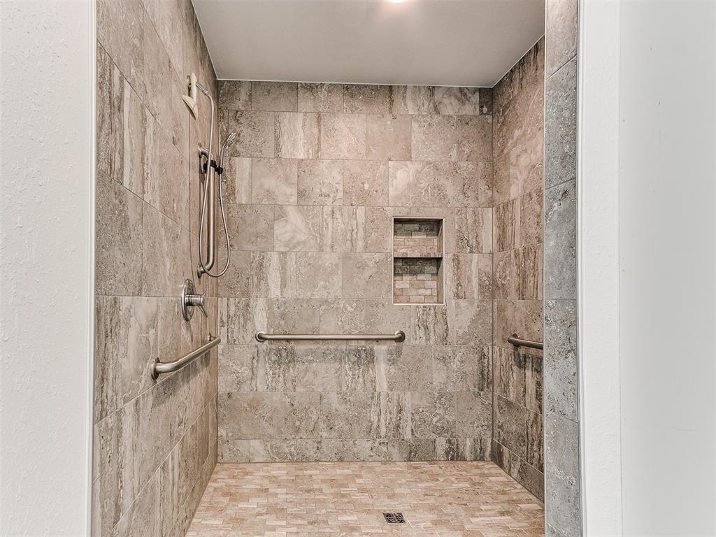 16319 Se 74th Street Property Photo 7