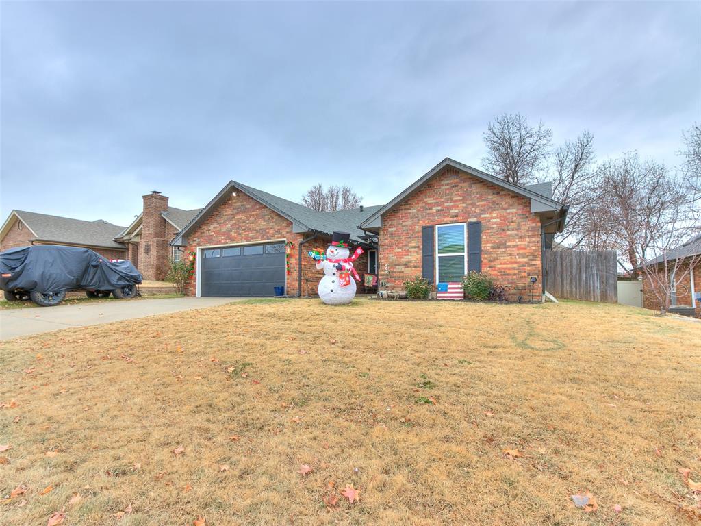 1204 Castle Creek Property Photo 2
