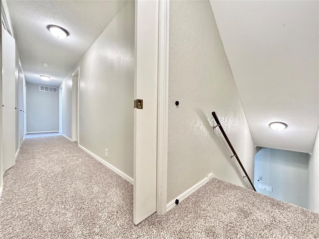 3024 Hemingford Lane Property Photo 34