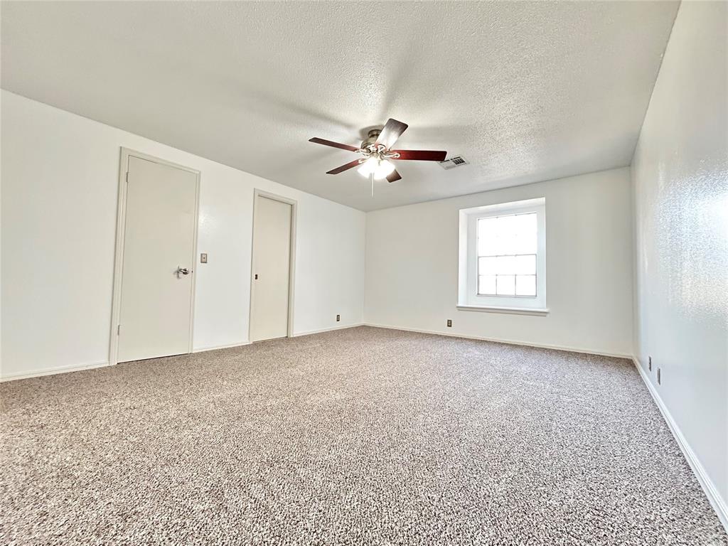 3024 Hemingford Lane Property Photo 42