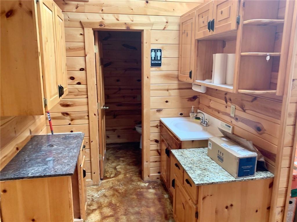 50 Spearfish Road Property Photo 8