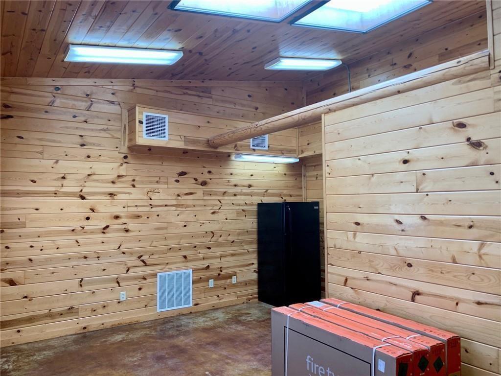 50 Spearfish Road Property Photo 14