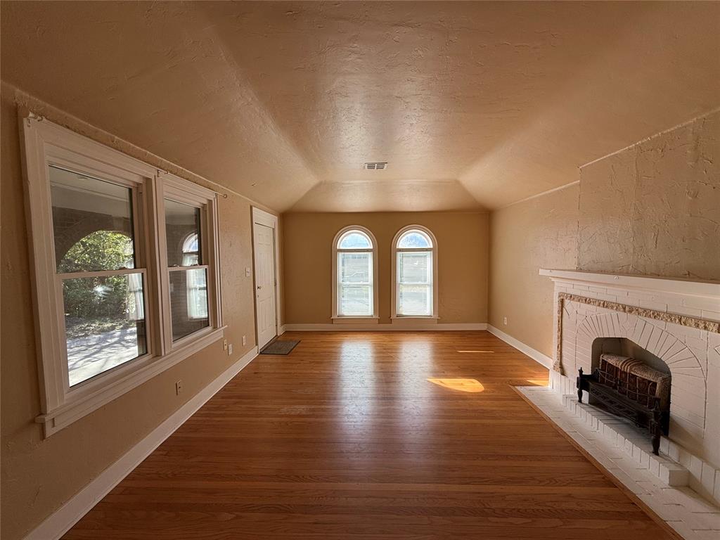 2725 Nw 12th Street Property Photo 2