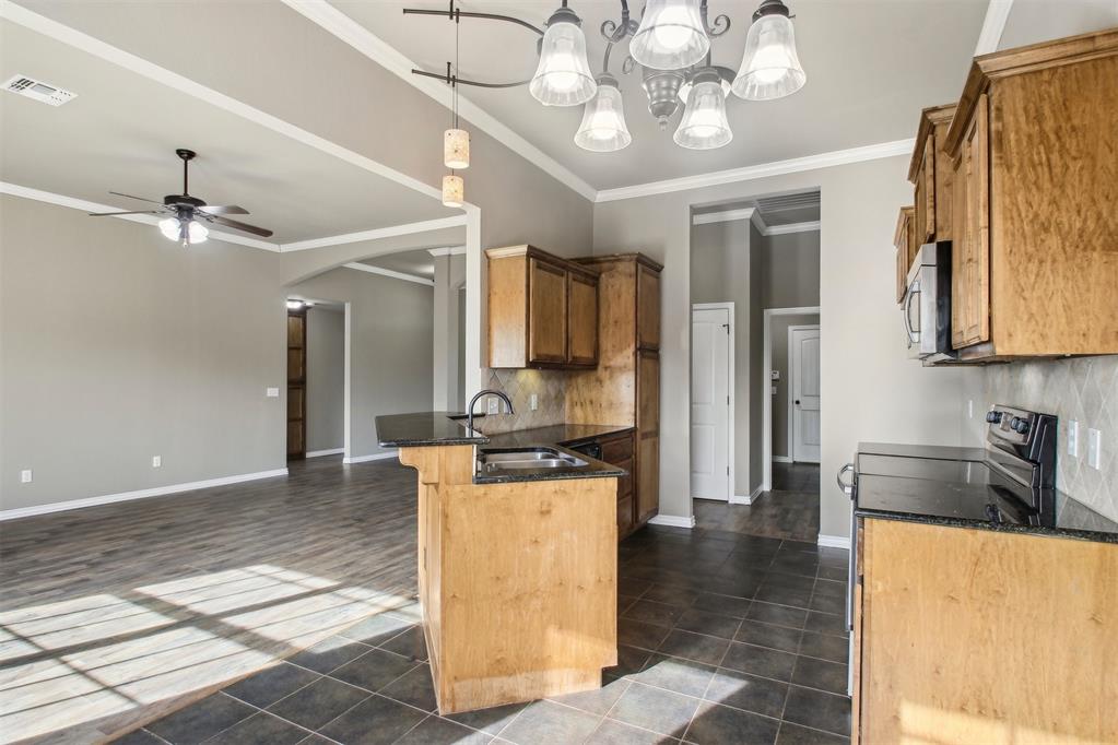 704 Apple Tree Lane Property Photo 11