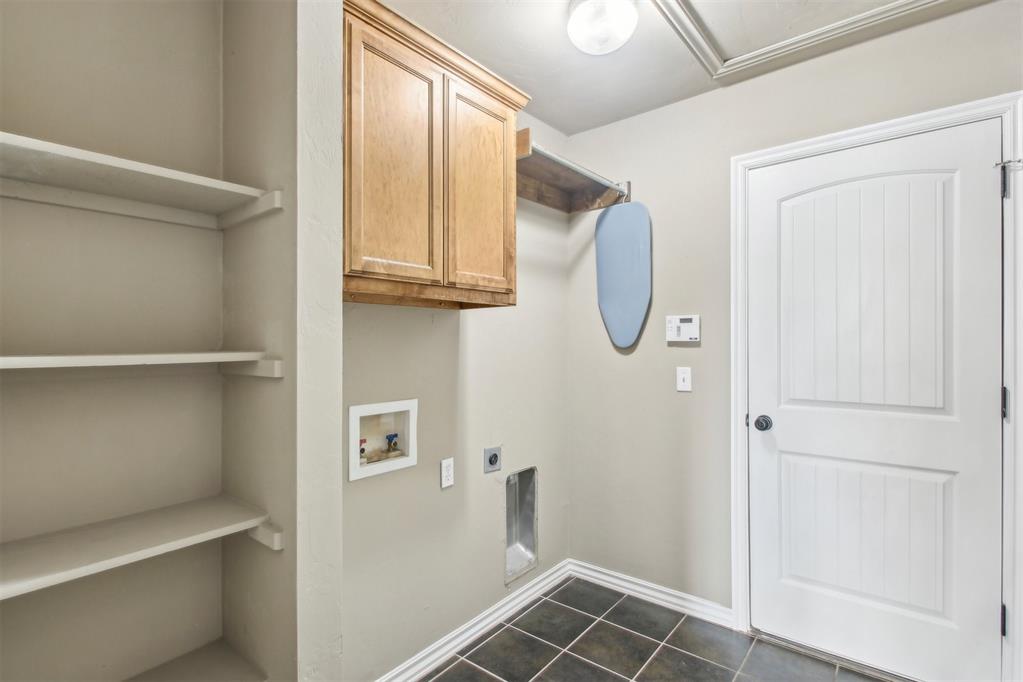 704 Apple Tree Lane Property Photo 15