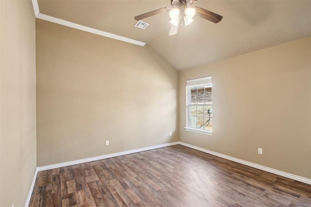 704 Apple Tree Lane Property Photo 16