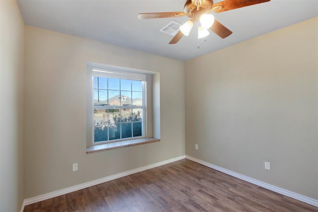 704 Apple Tree Lane Property Photo 26