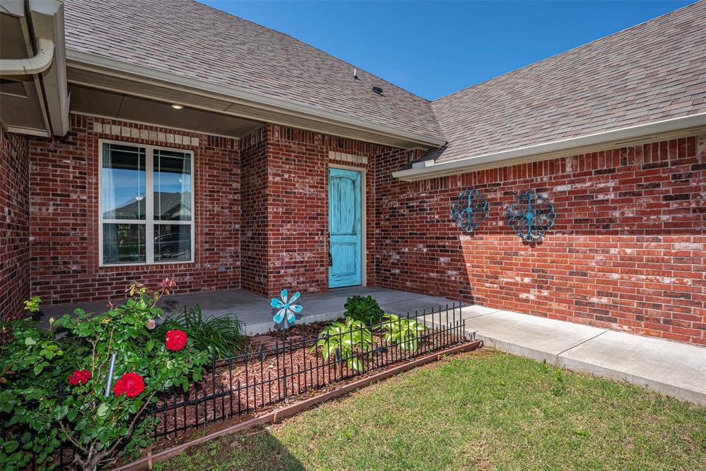 2706 Eagle Lake Drive Property Photo 4