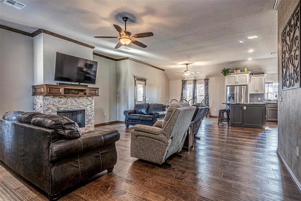 2706 Eagle Lake Drive Property Photo 8
