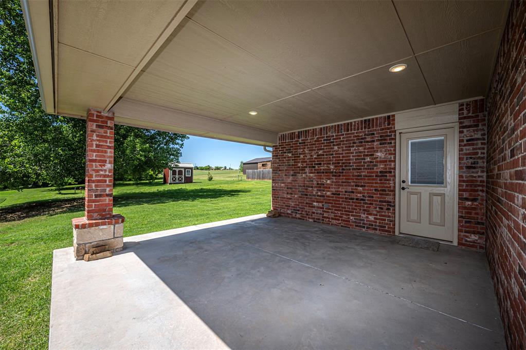 2706 Eagle Lake Drive Property Photo 28